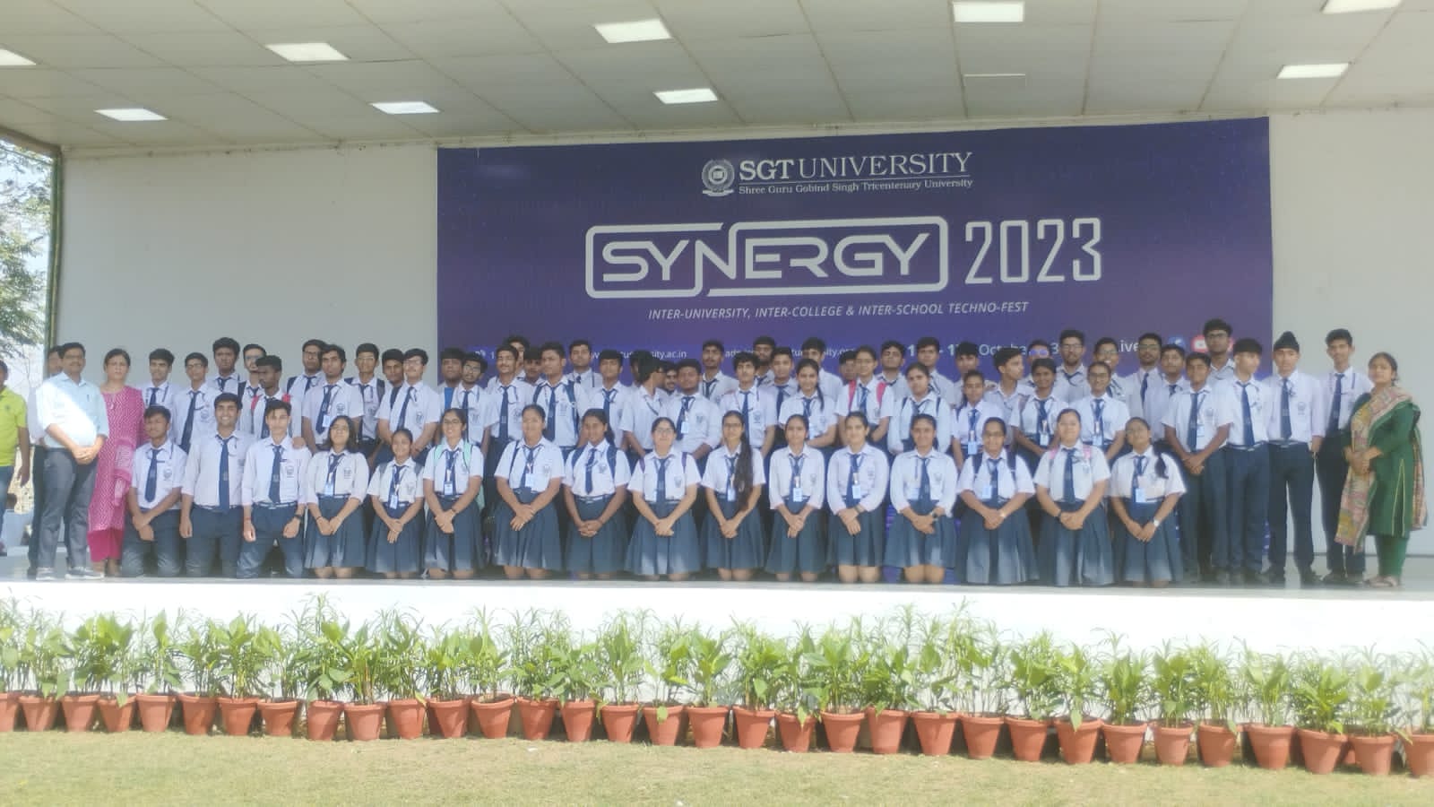 CLASS 11 & 12 SCIENCE STUDENTS VISIT TO SGT UNIVERSITY